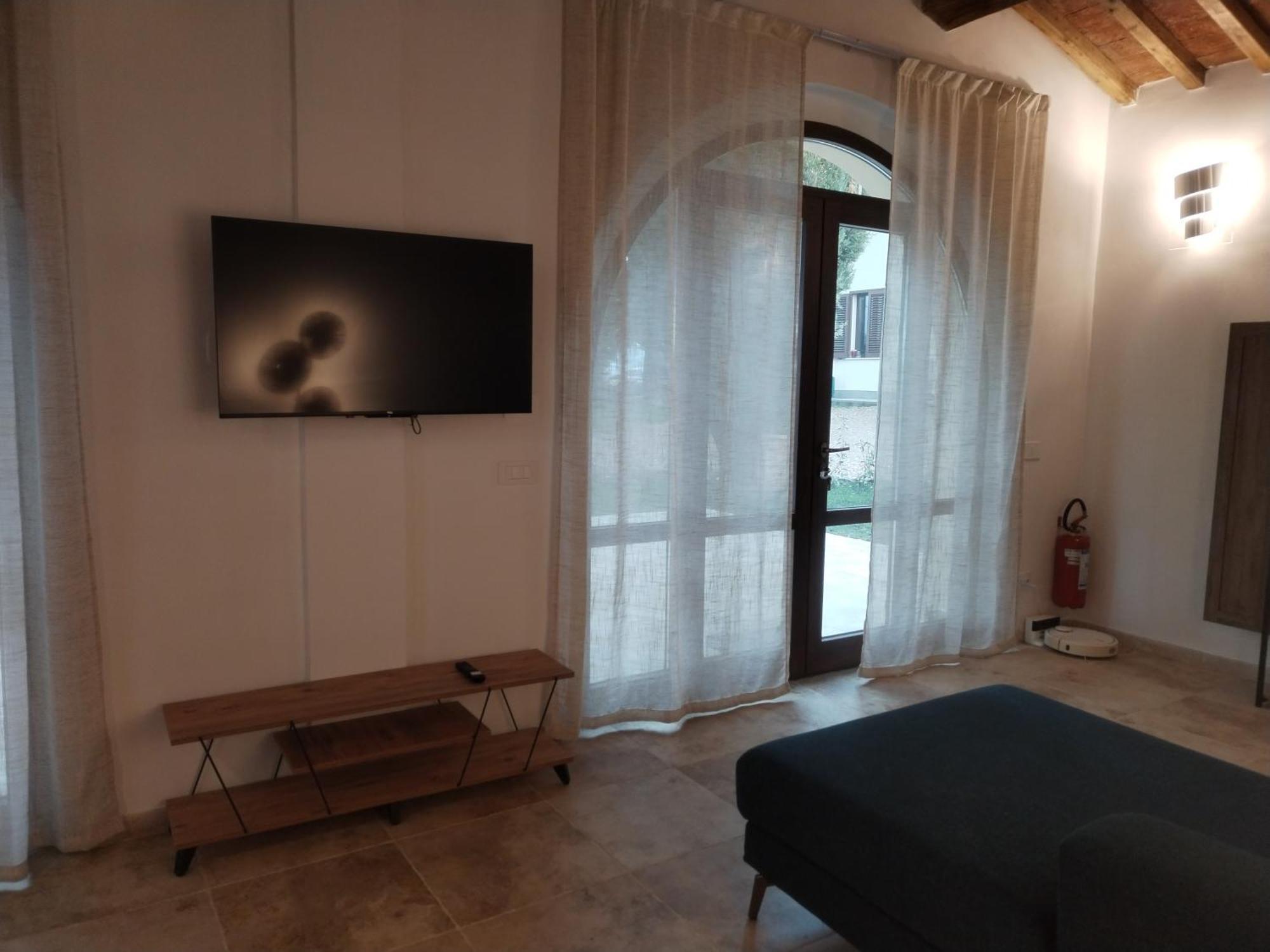 Agriturismo Poggio Rotondo 圣吉米纳诺 外观 照片